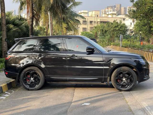 https://images10.gaadi.com/usedcar_image/4615395/original/32dc629de7d39795dcaf4322516c024e.jpeg?imwidth=6401