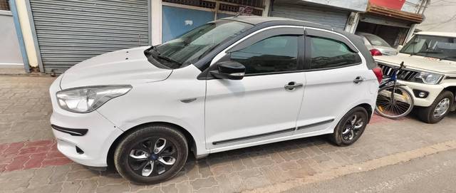 https://images10.gaadi.com/usedcar_image/4615400/original/processed_096c524c-9689-4e6c-b6e5-11ef0dd6a1de.jpg?imwidth=6400