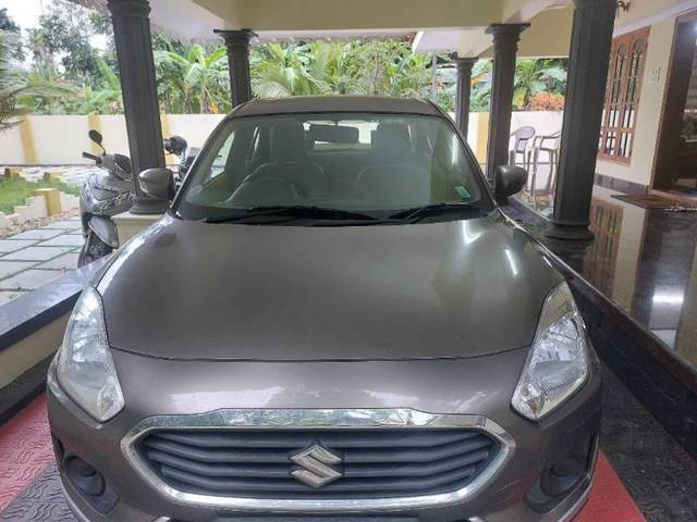 https://images10.gaadi.com/usedcar_image/4615440/original/processed_aa840471-3939-4b7b-ac7a-f6b7f37c3a63.jpg?imwidth=6400