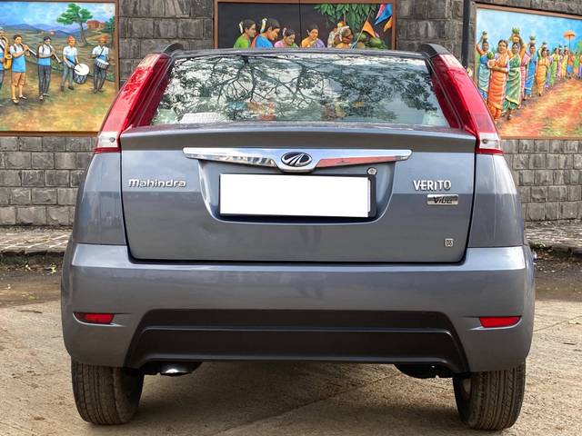 https://images10.gaadi.com/usedcar_image/4615464/original/processed_e958bcf4e2321465f27671325601271b.jpeg?imwidth=6402