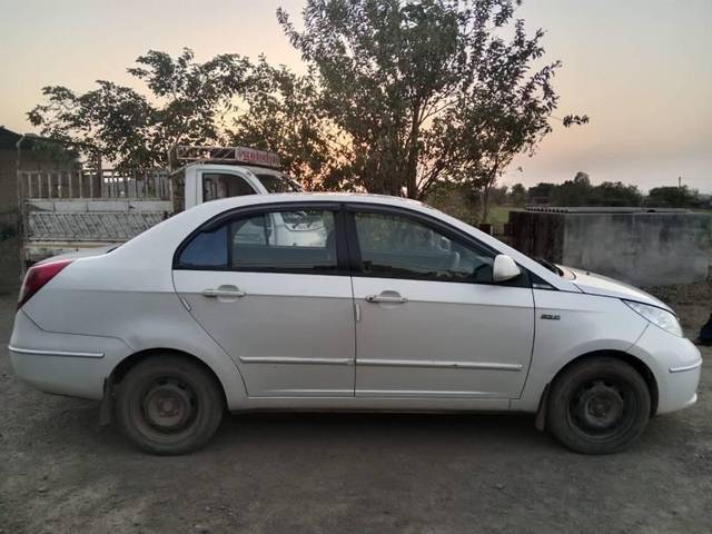 https://images10.gaadi.com/usedcar_image/4615478/original/processed_cf8e946f-ced6-41ae-9701-8745a01ccb78.jpg?imwidth=6401