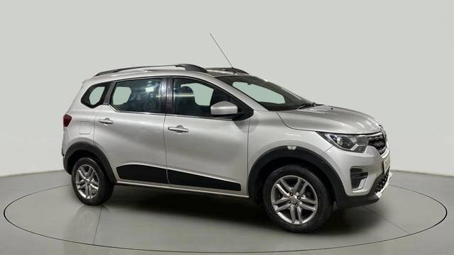 https://images10.gaadi.com/usedcar_image/4615488/original/b38d263840eeb5dc901846948a56b500.jpg?imwidth=6400