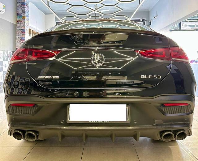 https://images10.gaadi.com/usedcar_image/4615491/original/processed_5b6d1ea1672f1237582f4af0a37eb737.jpg?imwidth=6401