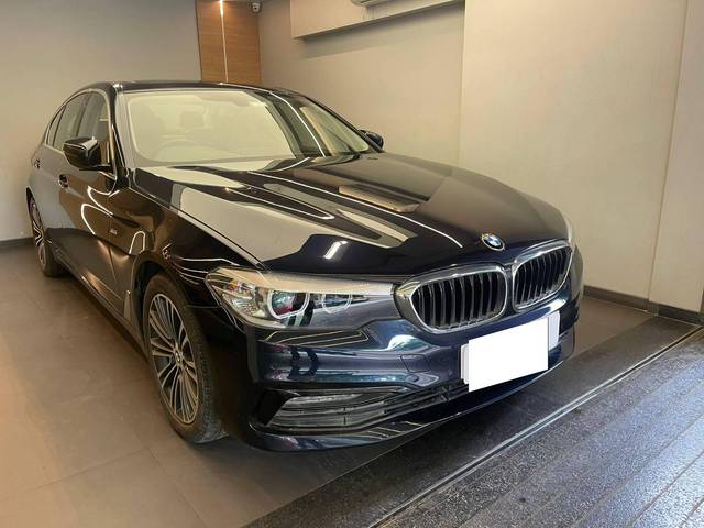 https://images10.gaadi.com/usedcar_image/4615493/original/processed_99fe1cfc0ca5e87b8a39937c25938ca0.jpeg?imwidth=6401