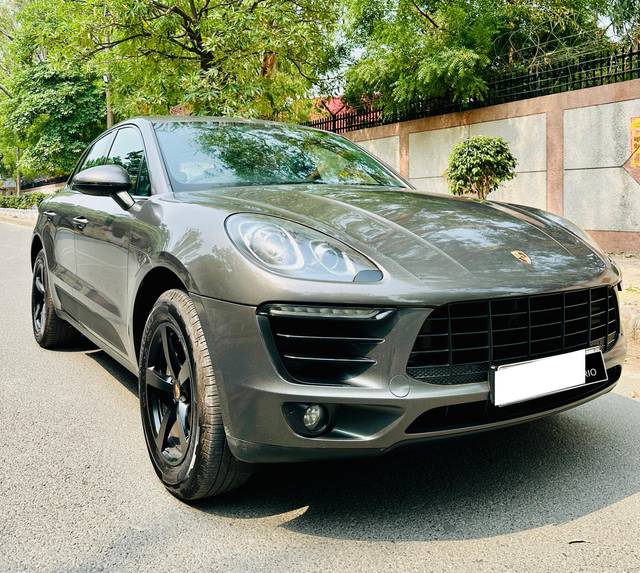 https://images10.gaadi.com/usedcar_image/4615498/original/processed_2151d88cca853e1afdc53d4a97c87c83.jpg?imwidth=6400