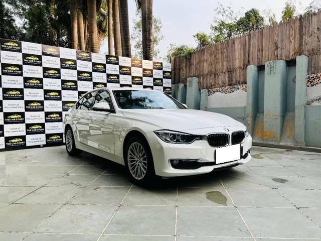 https://images10.gaadi.com/usedcar_image/4615522/original/processed_9b2a1028051104f6c4749b15ebc8ff9b.jpg?imwidth=6400