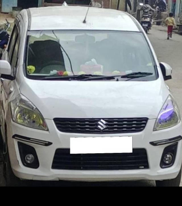 https://images10.gaadi.com/usedcar_image/4615530/original/processed_a63b4ba6-4711-419f-a395-e9e3378e97d0.jpg?imwidth=6400