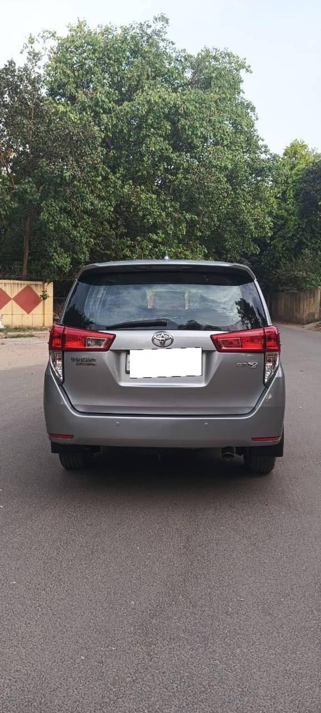 https://images10.gaadi.com/usedcar_image/4615531/original/processed_86a9473a7a2ab44af599125f0853552e.jpeg?imwidth=6402