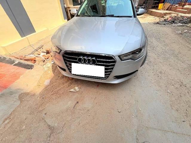 https://images10.gaadi.com/usedcar_image/4615548/original/processed_9434adbd-59a8-4ab1-a46a-5df80bffc003.jpeg?imwidth=6400