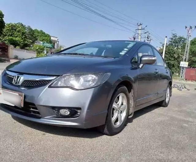 https://images10.gaadi.com/usedcar_image/4615549/original/processed_16fcad25-63a1-423c-b696-4a8f2a236022.jpeg?imwidth=6400