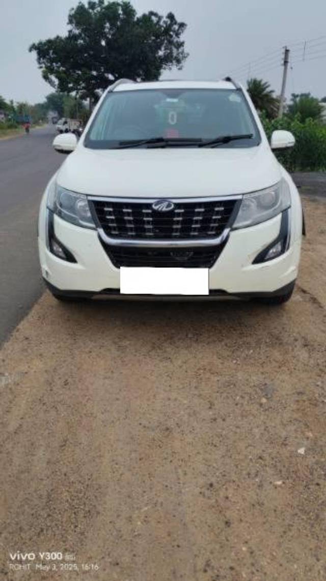 https://images10.gaadi.com/usedcar_image/4615625/original/processed_9944229a-cf71-4eac-a776-65605e47ae17.jpg?imwidth=6400