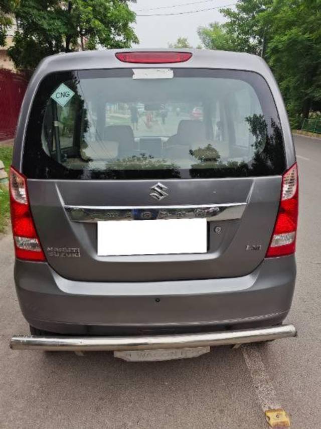 https://images10.gaadi.com/usedcar_image/4615670/original/processed_5fa9158b-3a59-488d-8edd-2219ded87733.jpg?imwidth=6401