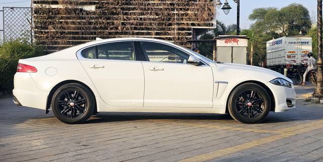 https://images10.gaadi.com/usedcar_image/4615676/original/processed_4341981cd60fde87464337b9f57cc765.jpg?imwidth=6401