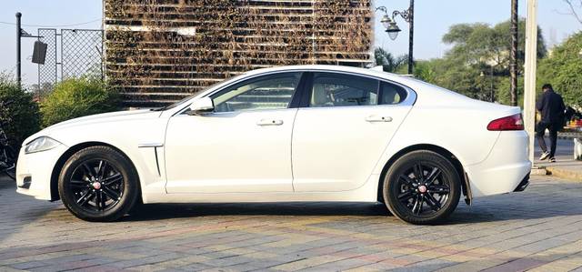 https://images10.gaadi.com/usedcar_image/4615676/original/processed_5dc8c09a844a96a5830121190c366849.jpg?imwidth=6400