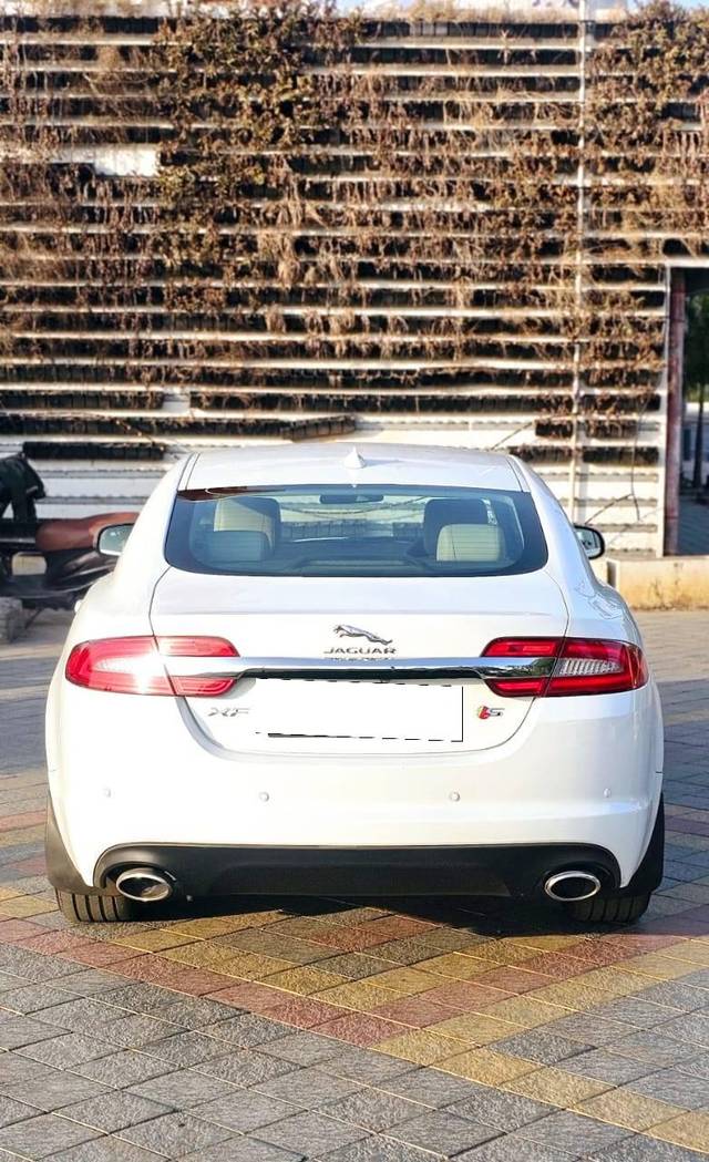 https://images10.gaadi.com/usedcar_image/4615676/original/processed_612f285c61b2cf30a65dc1163d8d557a.jpg?imwidth=6402