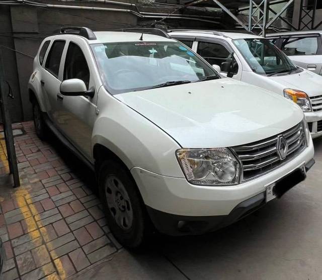 https://images10.gaadi.com/usedcar_image/4615688/original/processed_ce99ebc3-827a-48f9-8c54-4079949852e5.jpeg?imwidth=6400
