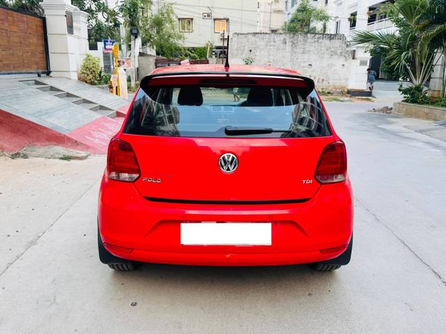 https://images10.gaadi.com/usedcar_image/4615692/original/processed_6905e674de3db8f2119908eb3bf24a9d.jpg?imwidth=6402