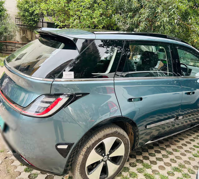 https://images10.gaadi.com/usedcar_image/4615714/original/7e430470-2165-4574-8e09-d7f521fadad1.png?imwidth=6400