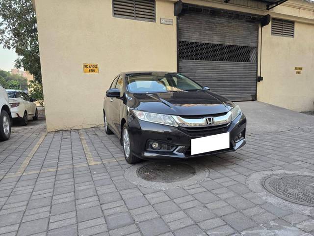 https://images10.gaadi.com/usedcar_image/4615723/original/processed_0f97d83a-6cad-4707-8645-7419a6e25bb9.jpg?imwidth=6401
