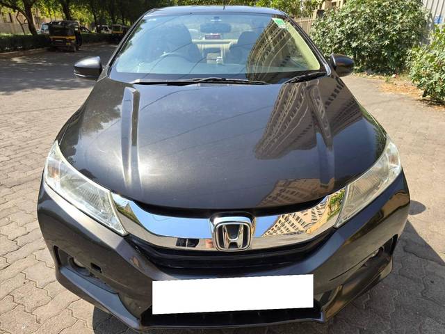 https://images10.gaadi.com/usedcar_image/4615723/original/processed_bc289157-adfe-4517-92d9-9395afd17766.jpg?imwidth=6400