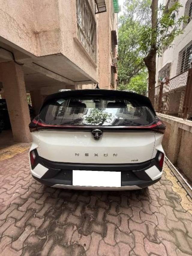 https://images10.gaadi.com/usedcar_image/4615741/original/processed_71133d9c-24be-4509-bbd5-7eea9208c39b.jpeg?imwidth=6401