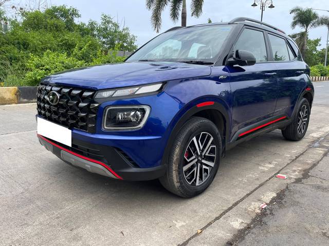 https://images10.gaadi.com/usedcar_image/4615756/original/processed_be842e26978cb5011fa95b3015a0d4b4.jpg?imwidth=6400