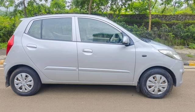 https://images10.gaadi.com/usedcar_image/4615763/original/processed_a2c831304a03108485f6e5ddf96ce676.jpg?imwidth=6401