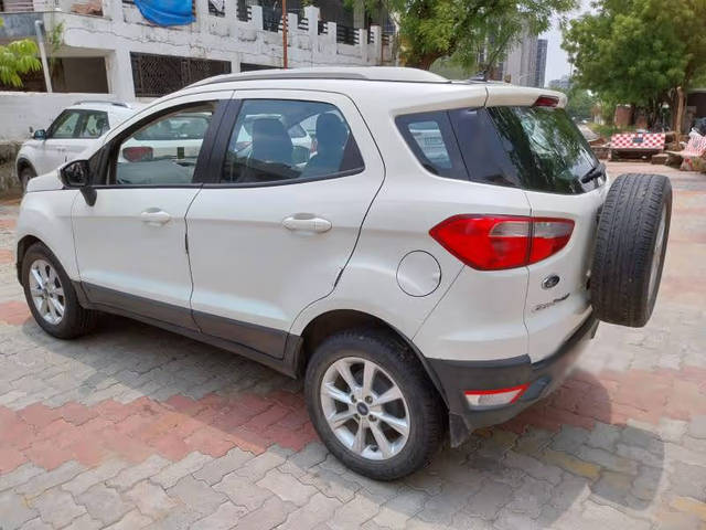 https://images10.gaadi.com/usedcar_image/4615764/original/6143cb78-bcaf-4b77-8e65-60e4f77419f4.png?imwidth=6402