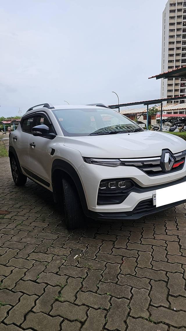 https://images10.gaadi.com/usedcar_image/4615771/original/processed_59c93223-2db0-4fa7-9040-743daffbe53b.jpeg?imwidth=6400