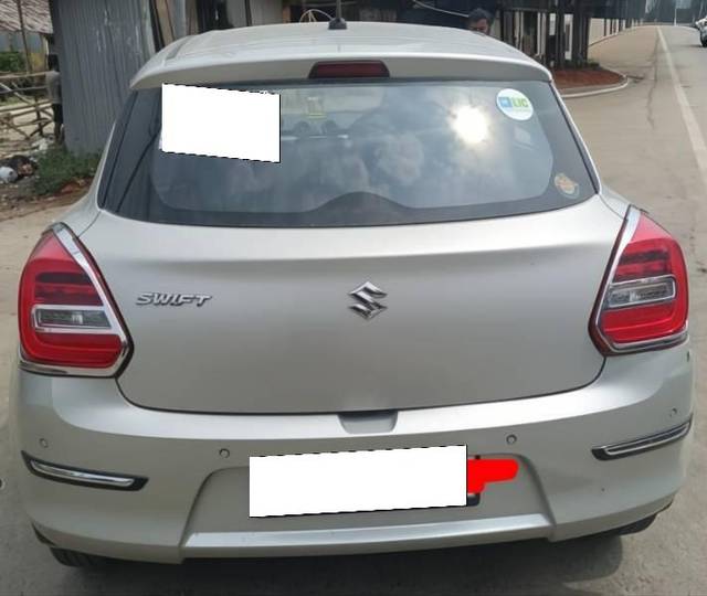 https://images10.gaadi.com/usedcar_image/4615786/original/processed_27571351-a4b9-4fde-b3e5-208ed2f1d3db.jpg?imwidth=6401