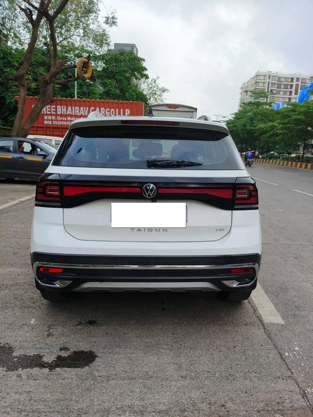 https://images10.gaadi.com/usedcar_image/4615801/original/processed_69272cfa19b2084c8085d2dad17800e2.jpg?imwidth=6402