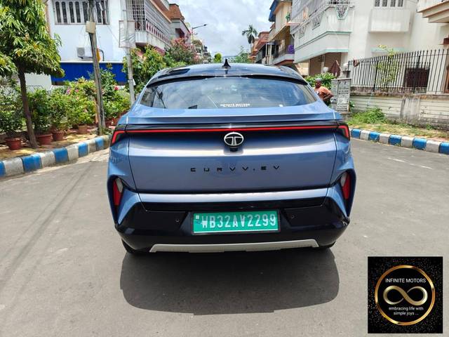 https://images10.gaadi.com/usedcar_image/4615807/original/processed_4fc302734a205160e02738b1c9edd05e.jpg?imwidth=6402