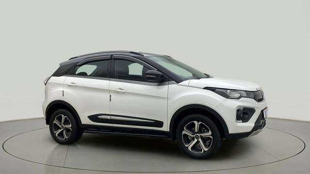 https://images10.gaadi.com/usedcar_image/4615832/original/7c289e8b63adb18019c81a0c80969446.jpg?imwidth=6400