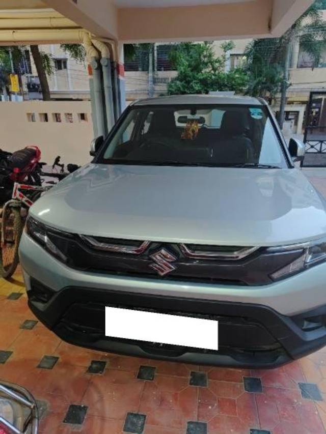 https://images10.gaadi.com/usedcar_image/4615850/original/processed_c25b13d2-b756-488f-bec4-2662eed3f03e.jpg?imwidth=6400