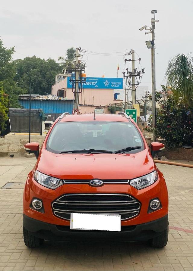 https://images10.gaadi.com/usedcar_image/4615854/original/processed_451f3e276c85ef09637943ca13ad3a7a.jpg?imwidth=6400