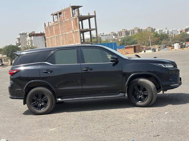 https://images10.gaadi.com/usedcar_image/4615904/original/processed_565e7fca-c9d4-4c3b-8ae4-feca0e67b72b.jpg?imwidth=6401
