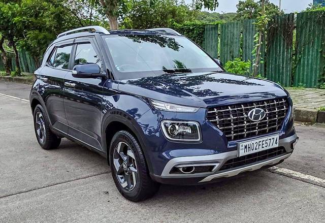 https://images10.gaadi.com/usedcar_image/4615951/original/processed_7e11877aa68f5c700ce7ac478bbffaa6.jpg?imwidth=6400