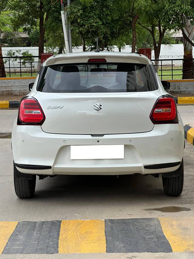 https://images10.gaadi.com/usedcar_image/4615972/original/processed_ad364a0fc3b36ff43909eb33b83e217e.jpg?imwidth=6402