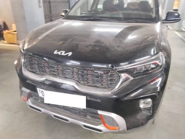 https://images10.gaadi.com/usedcar_image/4615982/original/processed_969f57a5-62d6-432b-9c4e-056ae28717f8.jpeg?imwidth=6400