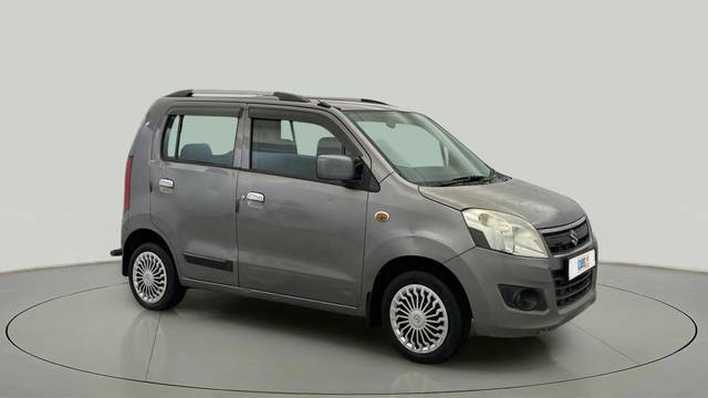 https://images10.gaadi.com/usedcar_image/4615998/original/9c646f6e93b4098150d7161185598dfa.jpg?imwidth=6400