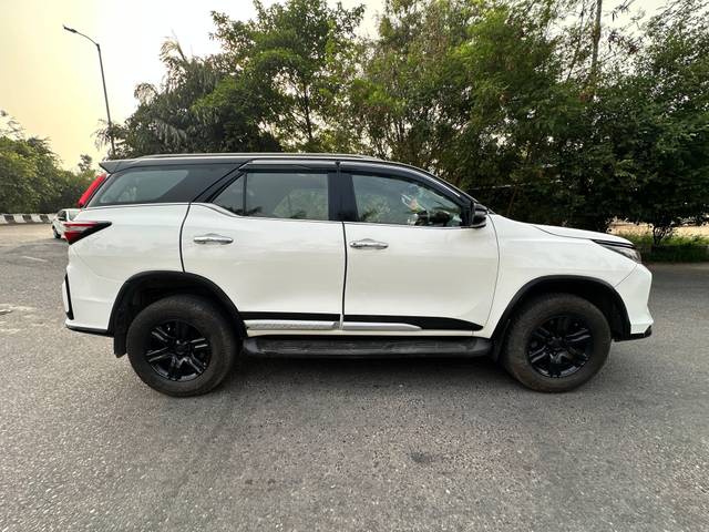https://images10.gaadi.com/usedcar_image/4616007/original/processed_0859e182-23fd-470c-97ce-a2e5bc154129.jpg?imwidth=6401