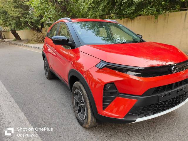 https://images10.gaadi.com/usedcar_image/4616010/original/processed_01f5fcb153f341c0ab589f117c57c89c.jpg?imwidth=6400