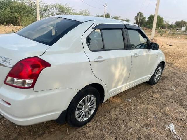 https://images10.gaadi.com/usedcar_image/4616011/original/processed_3eff4c11-76c3-4a98-b12d-df32880c79d8.jpeg?imwidth=6400