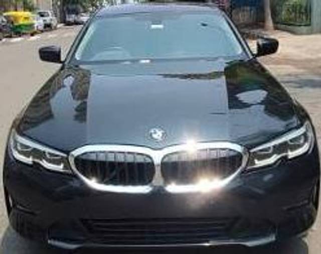 https://images10.gaadi.com/usedcar_image/4616040/original/processed_62d98a07-871b-4f10-9a57-f213d773dbac.jpg?imwidth=6400