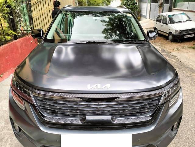 https://images10.gaadi.com/usedcar_image/4616048/original/processed_c96c9c9f-7d58-4c85-96f8-a27f34b1dde2.jpg?imwidth=6400