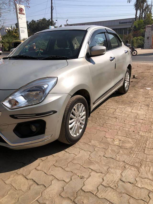 https://images10.gaadi.com/usedcar_image/4616089/original/processed_8e6368d698b704dc4204cd6cf5ff2c3a.jpg?imwidth=6400