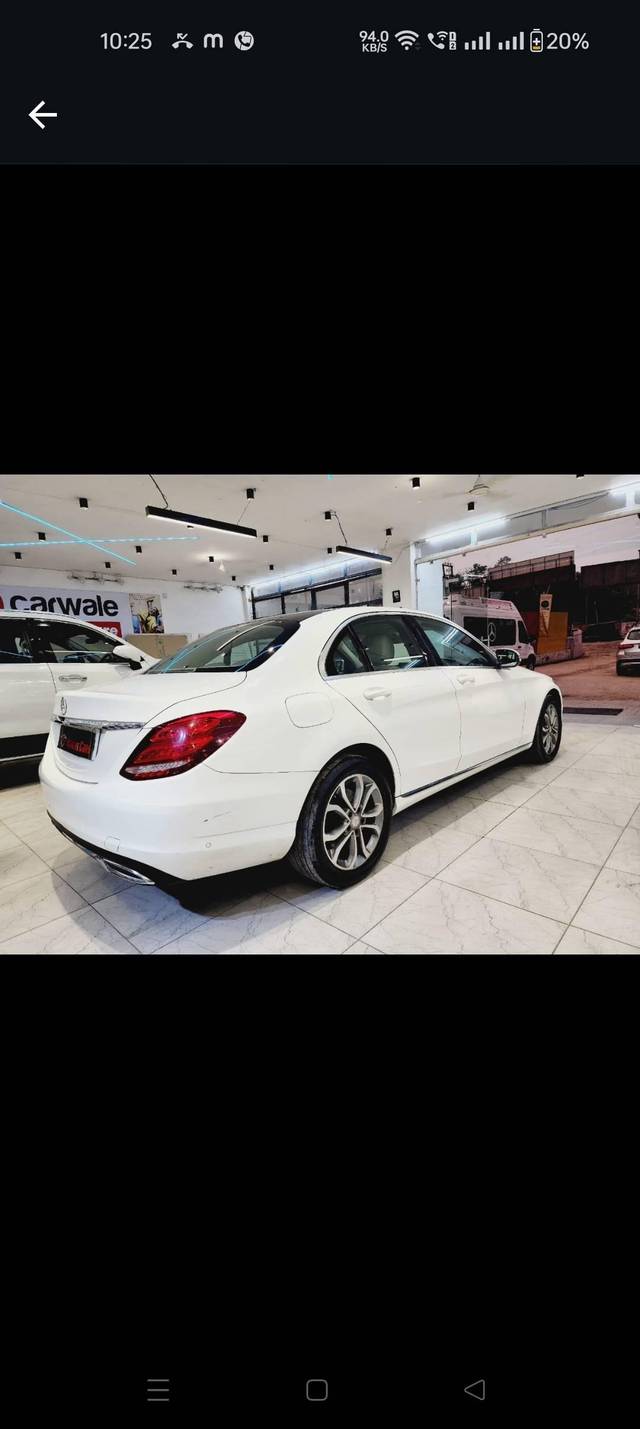 https://images10.gaadi.com/usedcar_image/4616091/original/processed_6466cffea87ca873829ee33c8c7ebc10.jpg?imwidth=6401