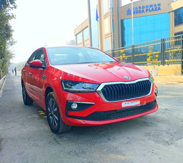 https://images10.gaadi.com/usedcar_image/4616095/original/processed_c02dacea751c6012698d39d7d68359d7.jpg?imwidth=6400