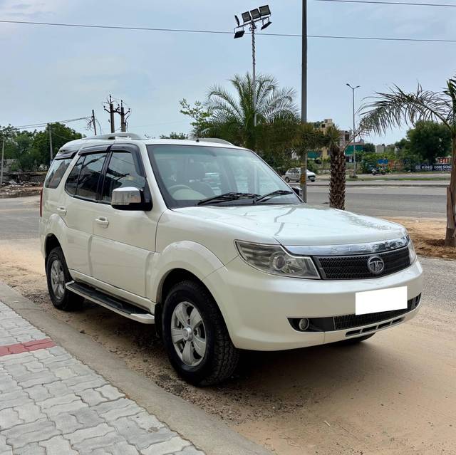 https://images10.gaadi.com/usedcar_image/4616103/original/processed_7c9a217f-e357-4918-b00c-52c10be7cf9d.jpg?imwidth=6400