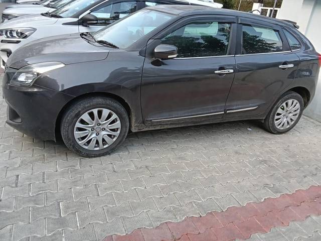 https://images10.gaadi.com/usedcar_image/4616107/original/0cde4963f71112917fe3b3c4ef62d4e8.jpg?imwidth=6400
